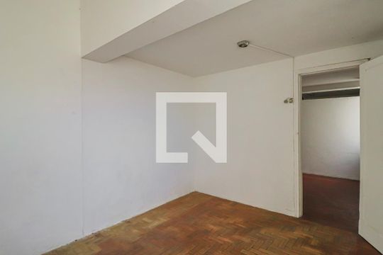 Quarto  de kitnet/studio para alugar com 1 quarto, 30m² em Cachoeirinha, Belo Horizonte
