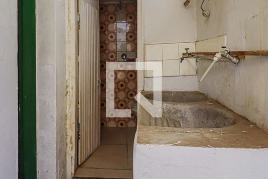 Área de Serviço de kitnet/studio para alugar com 1 quarto, 30m² em Cachoeirinha, Belo Horizonte