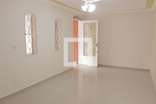 Casa à venda com 3 quartos, 150m² em Vila Padre Manoel de Nobrega, Campinas