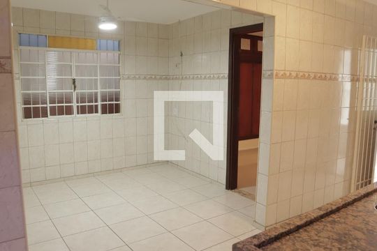 Cozinha de casa à venda com 3 quartos, 150m² em Vila Padre Manoel de Nobrega, Campinas