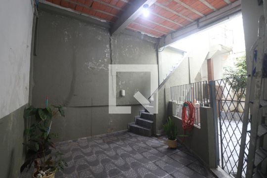 Quintal  de casa para alugar com 1 quarto, 45m² em Vila Guaca, São Paulo