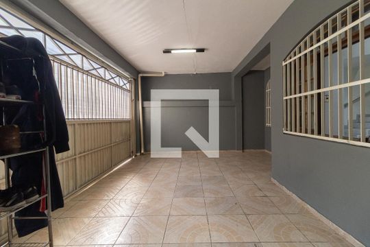 Garagem de casa à venda com 3 quartos, 425m² em Vila Brasilina (saúde), São Paulo