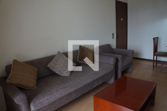Sala de apartamento para alugar com 1 quarto, 44m² em Centro, Curitiba