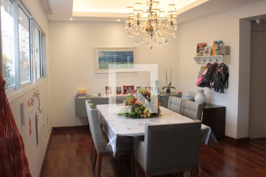 Sala 1 de apartamento à venda com 3 quartos, 160m² em Bela Vista, São Paulo