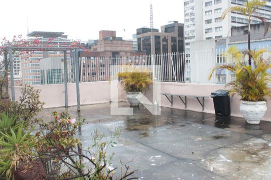 Área comum de apartamento à venda com 3 quartos, 160m² em Bela Vista, São Paulo