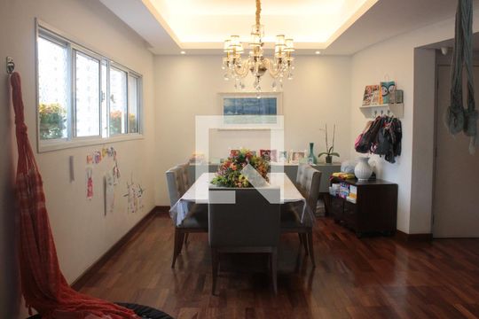 Apartamento à venda com 3 quartos, 160m² em Bela Vista, São Paulo