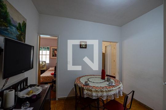 Cozinha de casa à venda com 4 quartos, 150m² em Santa Rosa, Niterói