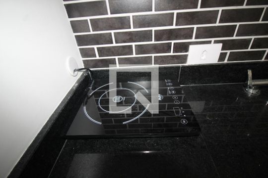 Cozinha de kitnet/studio à venda com 1 quarto, 27m² em Belenzinho, São Paulo