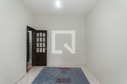 Quarto 1 de apartamento para alugar com 2 quartos, 78m² em Grajau, Rio de Janeiro