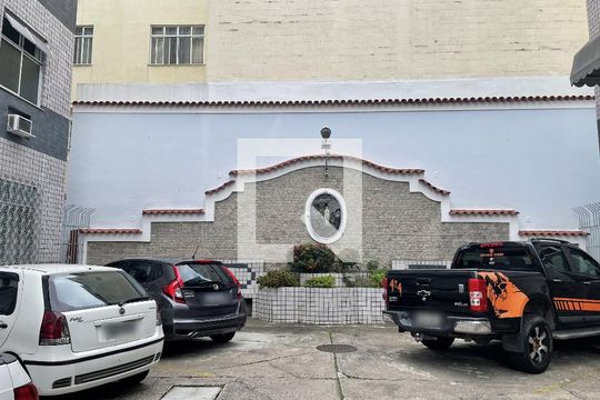 Área comum de apartamento para alugar com 2 quartos, 78m² em Grajau, Rio de Janeiro