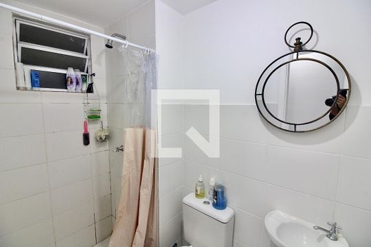 Banheiro Social de apartamento à venda com 2 quartos, 47m² em Vargem Pequena, Rio de Janeiro