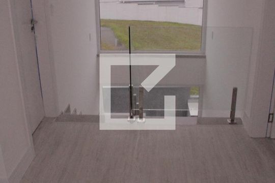 Vista escada de casa de condomínio à venda com 4 quartos, 298m² em Campo Novo, Porto Alegre