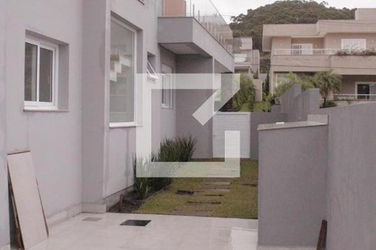Área externa de casa de condomínio à venda com 4 quartos, 298m² em Campo Novo, Porto Alegre