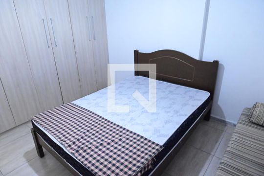 Quarto de apartamento para alugar com 1 quarto, 42m² em Canto do Forte, Praia Grande