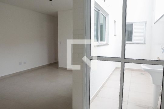 Sala e Cozinha  de apartamento à venda com 2 quartos, 54m² em Vila Pires, Santo André