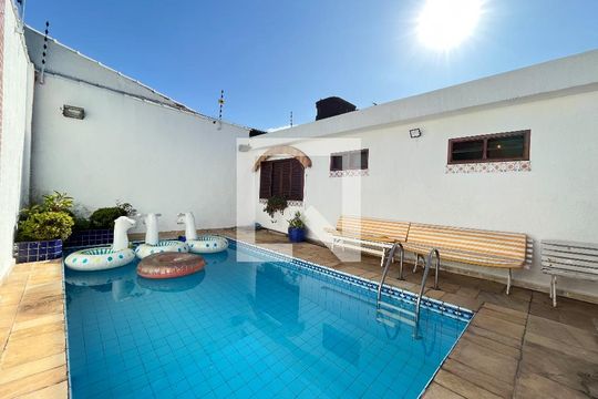 Piscina  de casa para alugar com 4 quartos, 306m² em Planalto Paulista, São Paulo