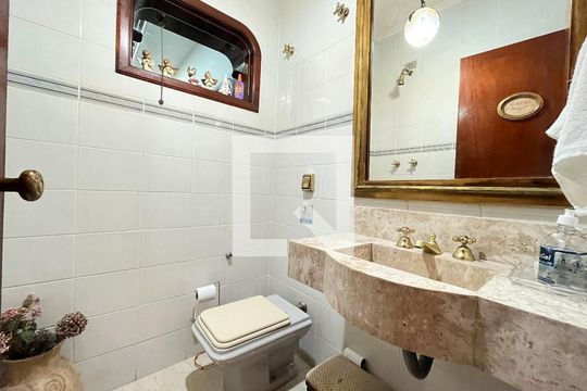 Lavabo de casa para alugar com 4 quartos, 306m² em Planalto Paulista, São Paulo