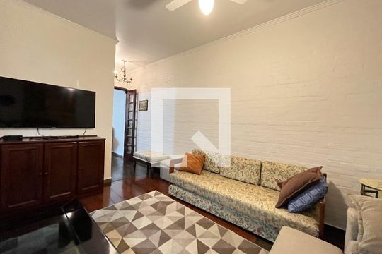 Sala de TV de casa para alugar com 4 quartos, 306m² em Planalto Paulista, São Paulo