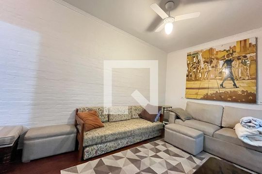 Sala de TV de casa para alugar com 4 quartos, 306m² em Planalto Paulista, São Paulo