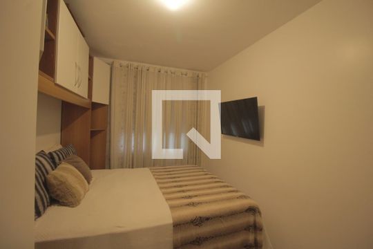 Quarto 2 de apartamento à venda com 2 quartos, 65m² em Humaitá, Porto Alegre