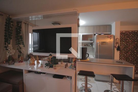 Sala de apartamento à venda com 2 quartos, 65m² em Humaitá, Porto Alegre