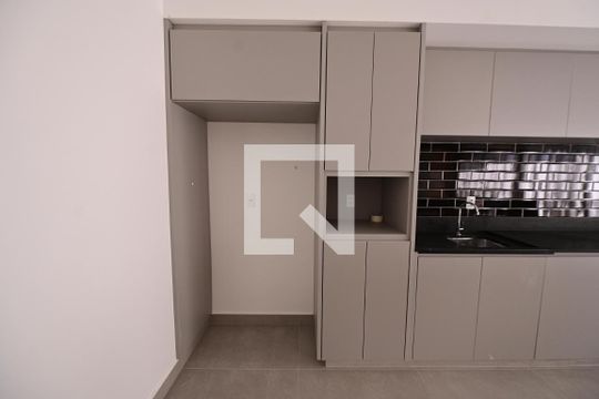 Cozinha de apartamento para alugar com 2 quartos, 69m² em Setor Bueno, Goiânia