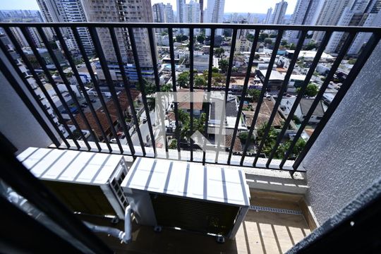 varanda de apartamento para alugar com 2 quartos, 69m² em Setor Bueno, Goiânia