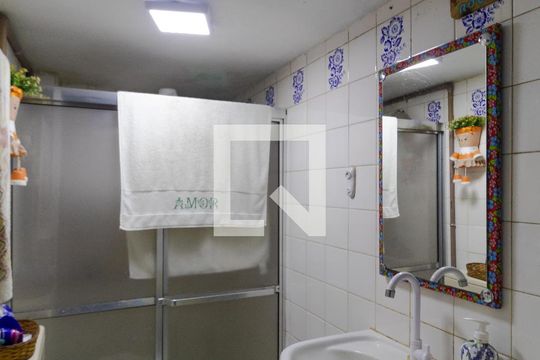 Banheiro da Suíte 02 de casa à venda com 5 quartos, 306m² em Jardim Chapadão, Campinas
