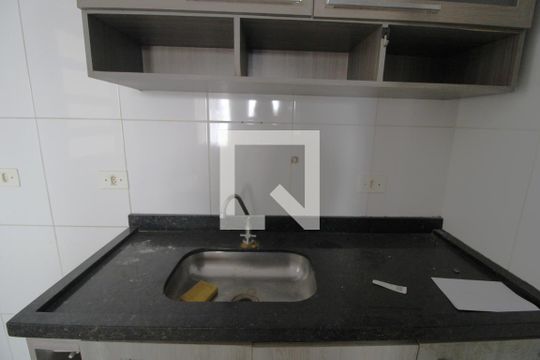Cozinha de casa de condomínio à venda com 2 quartos, 70m² em Jardim Ubirajara (zona Sul), São Paulo
