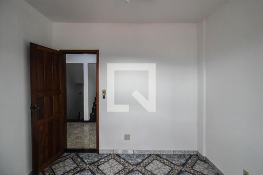 Quarto 3 de apartamento para alugar com 3 quartos, 150m² em Vila Dagmar, Belford Roxo