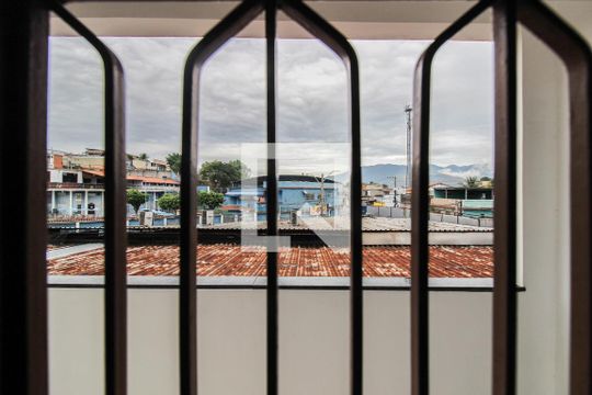 Vista do Quarto 2 de apartamento para alugar com 3 quartos, 150m² em Vila Dagmar, Belford Roxo