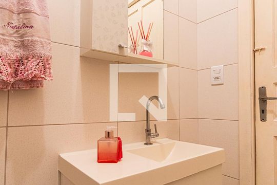 Casa 1 - Lavabo de casa à venda com 6 quartos, 230m² em Chácara Califórnia, São Paulo