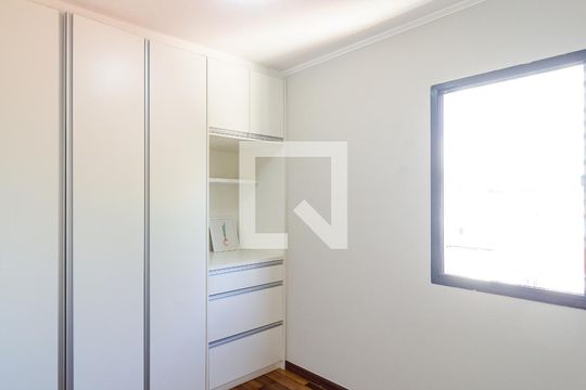 Quarto 2 de apartamento para alugar com 2 quartos, 50m² em Chácara Inglesa, São Paulo