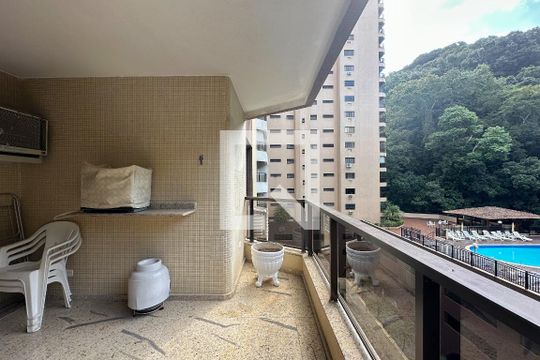 Varanda de apartamento para alugar com 3 quartos, 125m² em Barra Funda, Guarujá