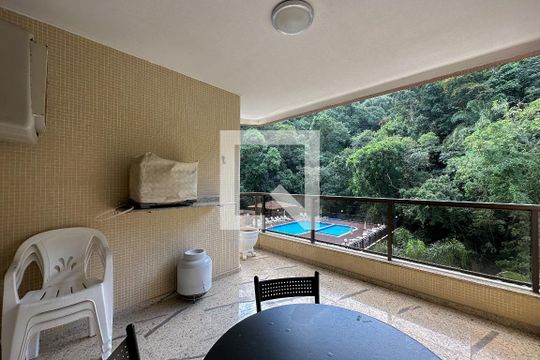 Varanda de apartamento para alugar com 3 quartos, 125m² em Barra Funda, Guarujá