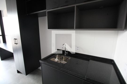 Cozinha de apartamento para alugar com 1 quarto, 22m² em Vila Mariana, São Paulo