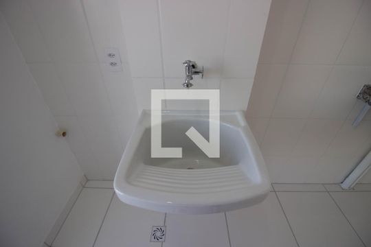 Área de Serviço de apartamento à venda com 2 quartos, 48m² em Vila Carmosina, São Paulo