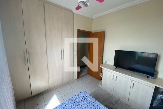 Apartamento à venda com 4 quartos, 233m² em Parque Turistas, Contagem