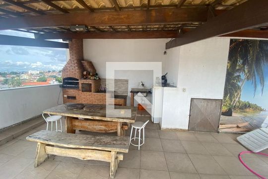 Apartamento à venda com 4 quartos, 233m² em Parque Turistas, Contagem