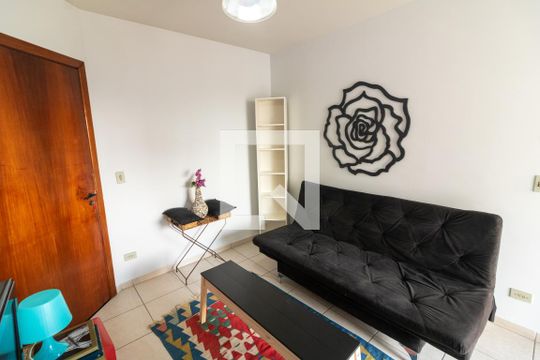 Sala de apartamento para alugar com 1 quarto, 42m² em Vila Suzana, São Paulo