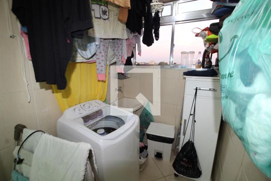 Área de Serviço de apartamento para alugar com 2 quartos, 58m² em Jd Independ, São Paulo