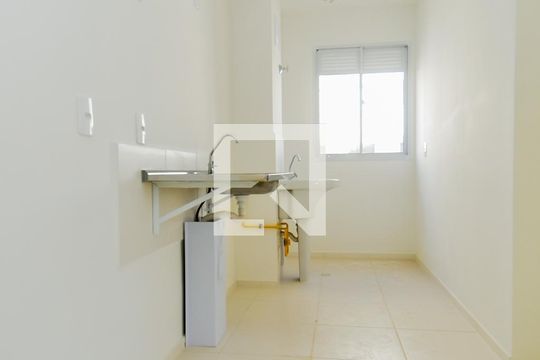 Cozinha de apartamento à venda com 2 quartos, 37m² em Vila das Bandeiras, Guarulhos