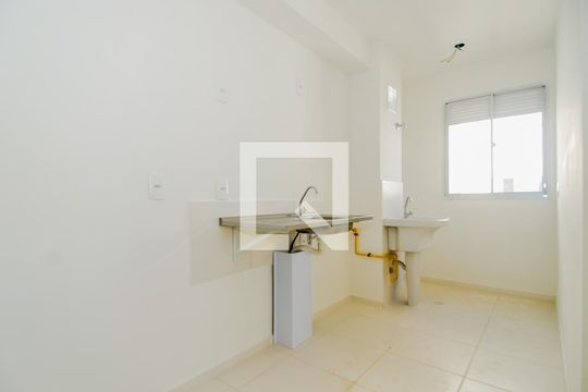 Cozinha de apartamento à venda com 2 quartos, 37m² em Vila das Bandeiras, Guarulhos