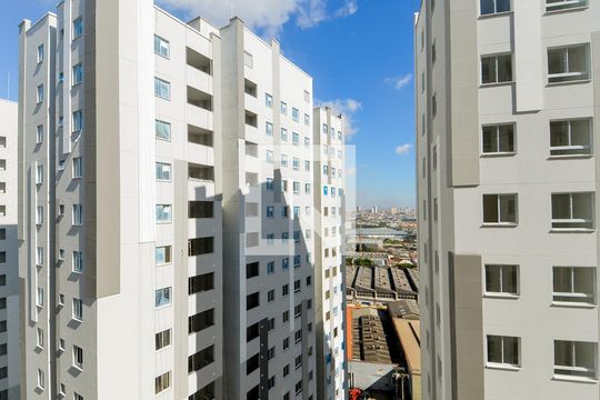 Vista da Sala de apartamento à venda com 2 quartos, 37m² em Vila das Bandeiras, Guarulhos