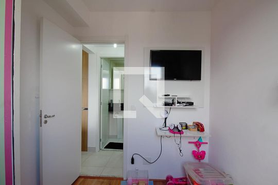 Quarto 1 de apartamento para alugar com 2 quartos, 32m² em Parque Munhoz, São Paulo