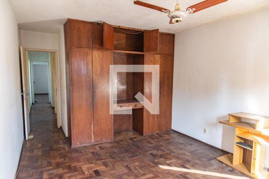 Quarto 1 de casa para alugar com 4 quartos, 330m² em Jardim da Gloria, São Paulo