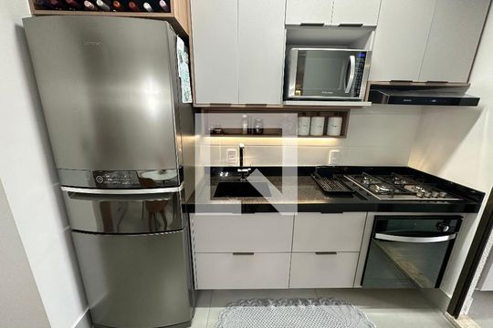Cozinha de apartamento à venda com 2 quartos, 68m² em Barra Funda, São Paulo