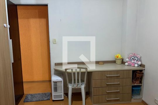 Quarto 1 de apartamento à venda com 2 quartos, 72m² em Jardim Dourado, Guarulhos