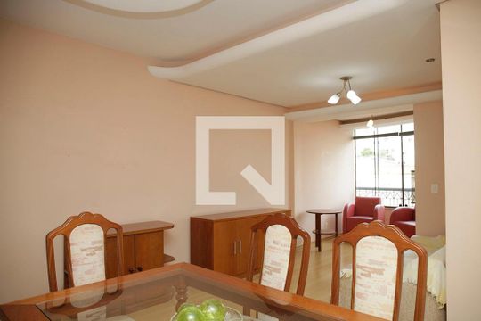 Sala de apartamento para alugar com 3 quartos, 81m² em Jardim Botânico, Porto Alegre
