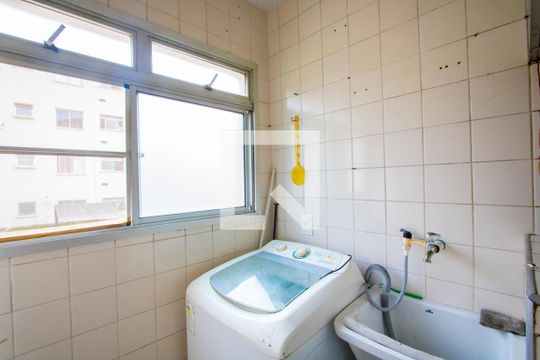 Área de serviço de apartamento para alugar com 2 quartos, 50m² em Cidade São Jorge, Santo André